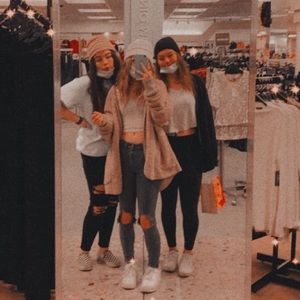 Meet your Posher, Taylor